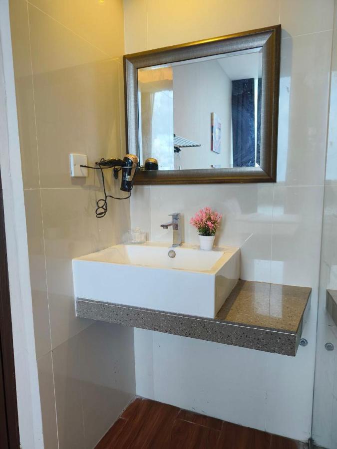 Hotel The Riverbank By Mrvj Business 3*