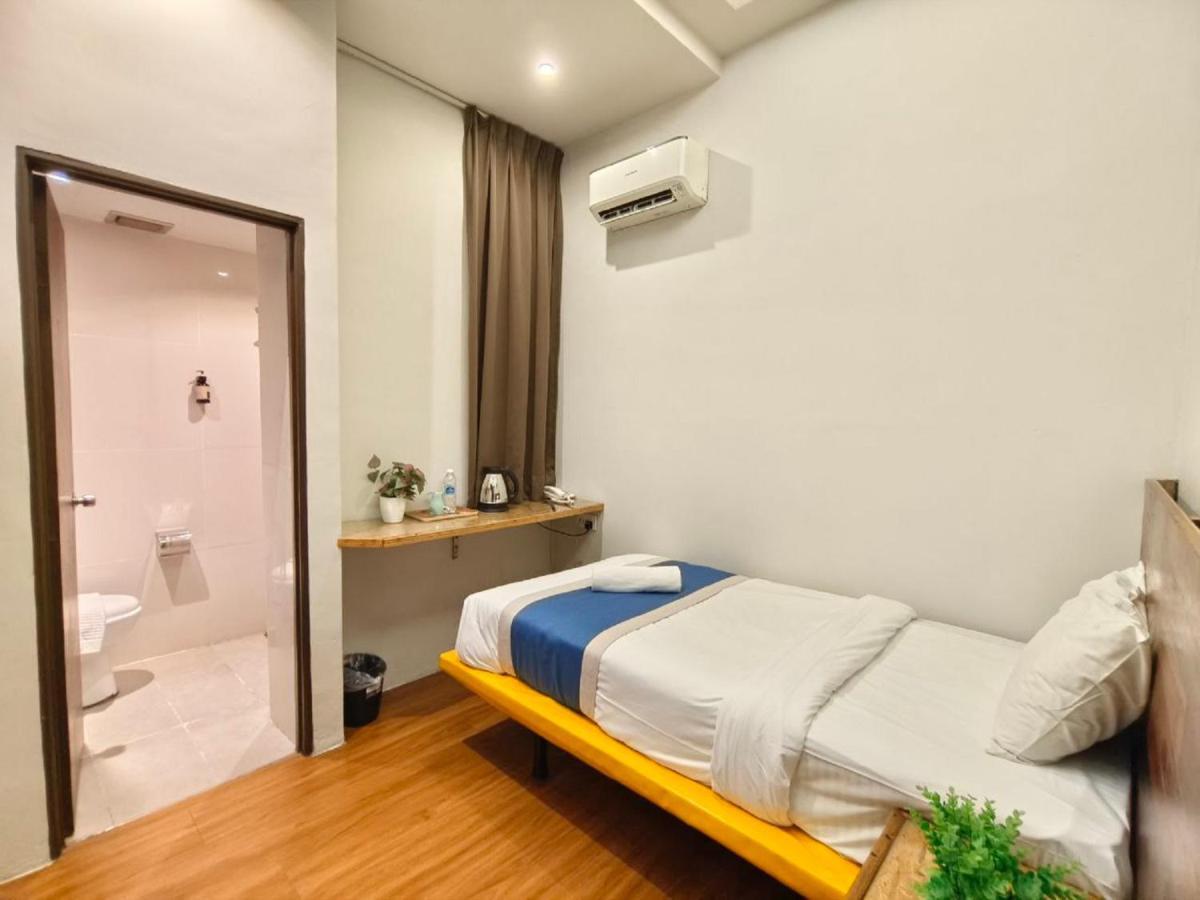 Hotel The Riverbank By Mrvj Business Kuantan