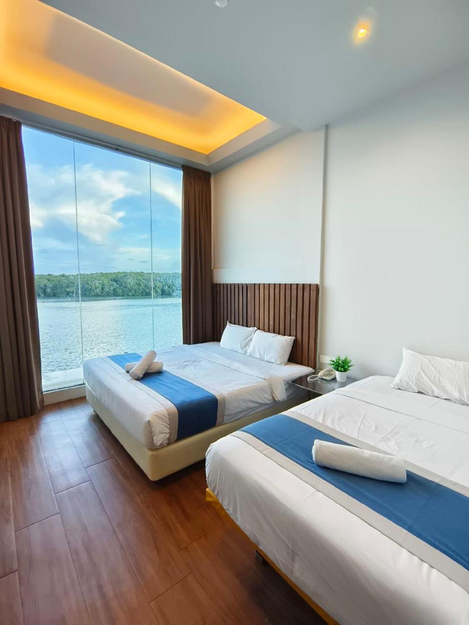 Hotel The Riverbank By Mrvj Business Kuantan
