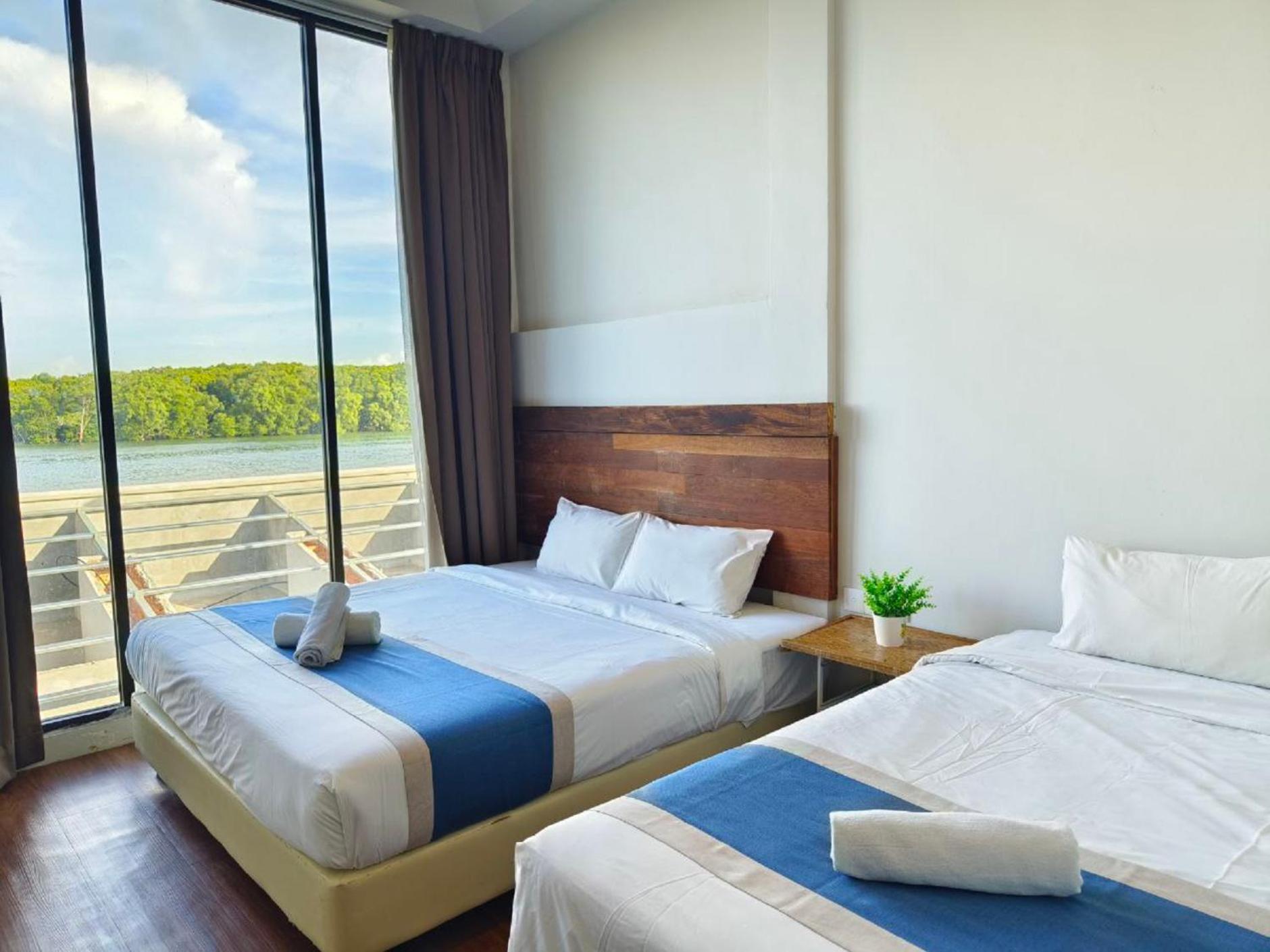 Hotel The Riverbank By Mrvj Business