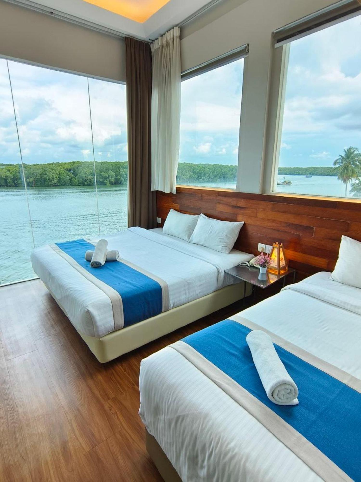 Hotel The Riverbank By Mrvj Business Kuantan